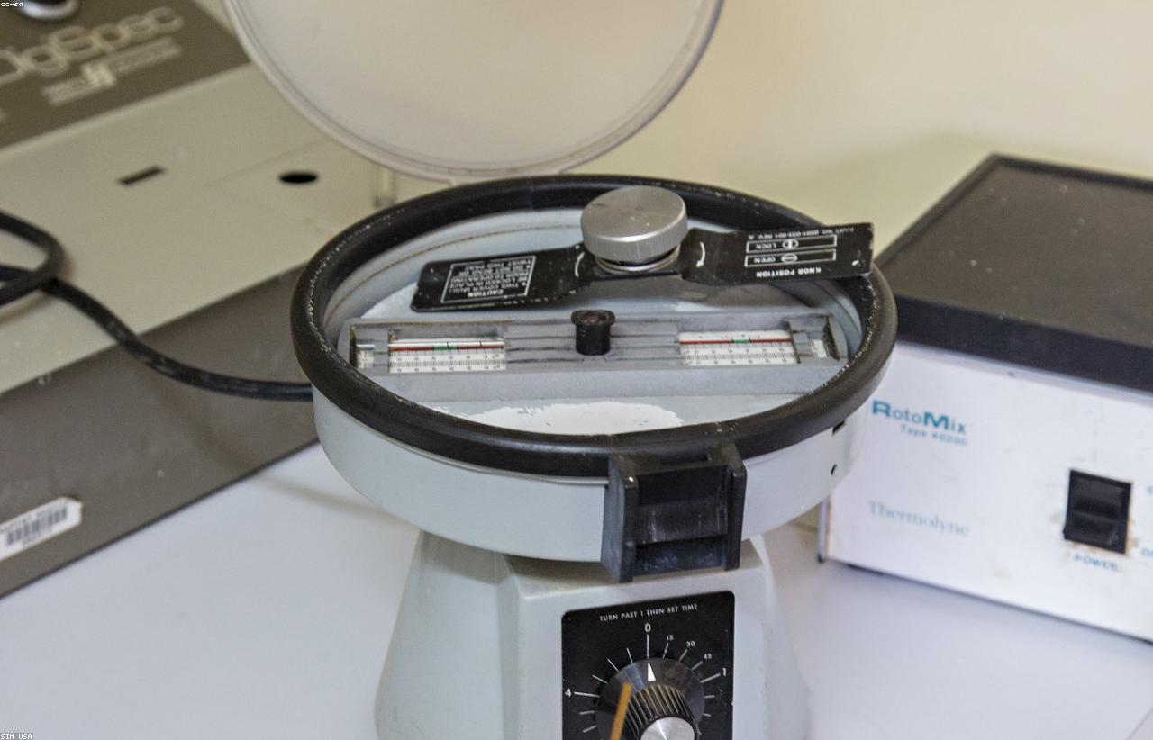 Clínica Kianda - equipamento médico de diagnóstico